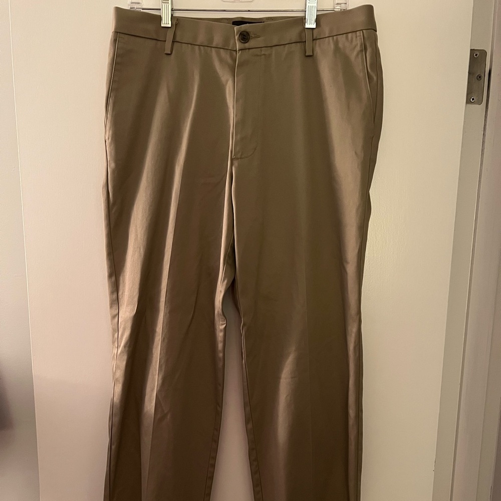 Dockers mens signature khakis, straight fit
